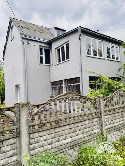 Будинок біля озера| Віта-Литовська, Голосіївський район