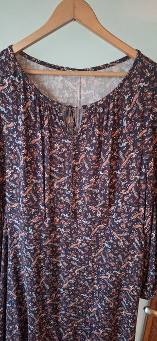 Sukienka Taranko rozm. 42 łączka