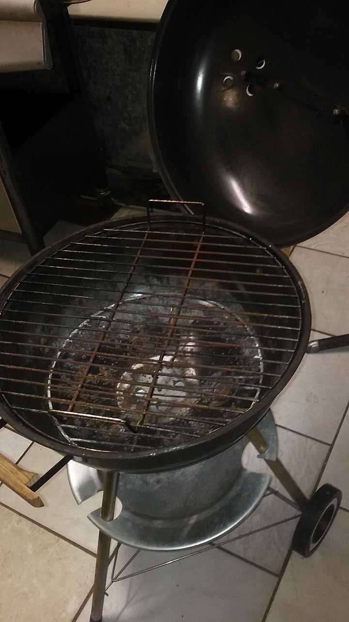 Grill blaszany śr 50cm na nóżkach