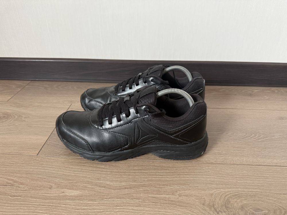 Шкіряні кросівки Reebok 42.5 розмір