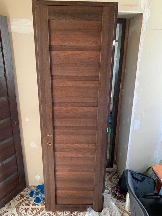 двері в ванну кімнату