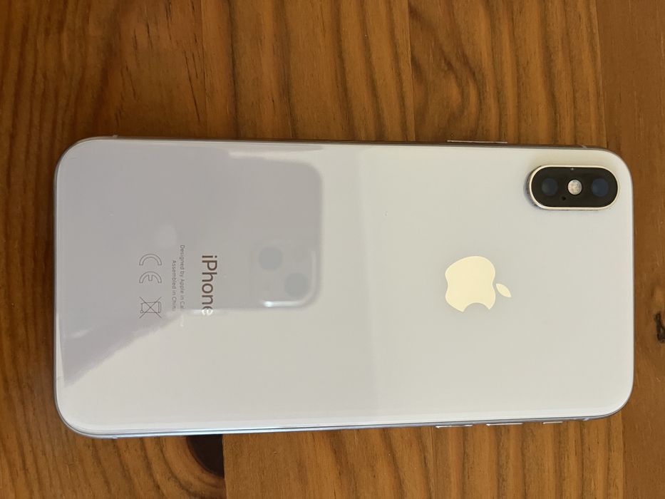 Iphone X // 64 GB
