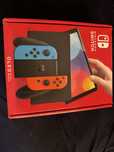 Nintendo Switch Oled + 3 gry pokemon