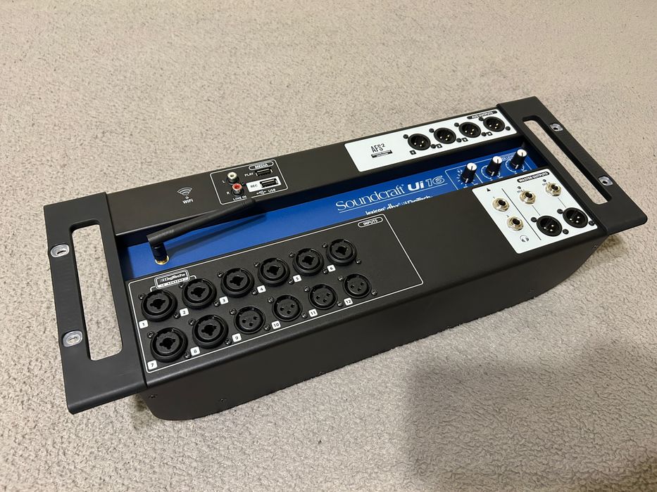 Цифровий пульт SOUNDCRAFT Ui-16 Мікшер
