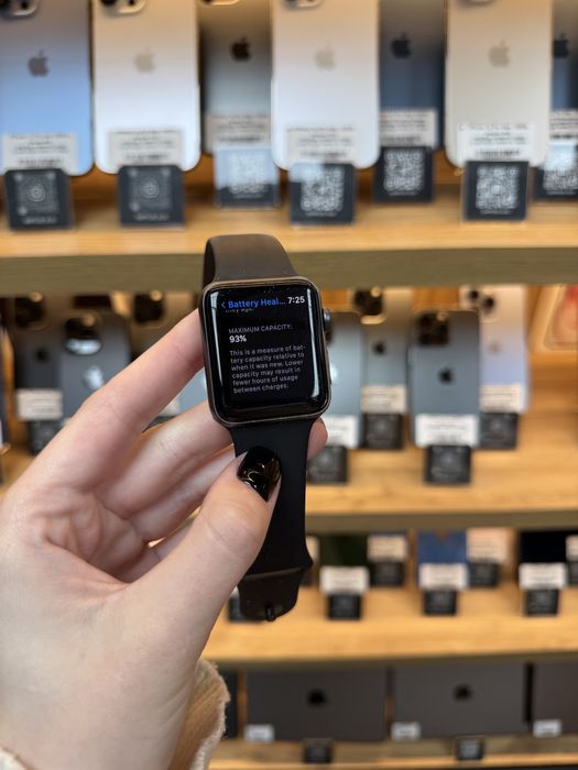 Apple Watch 3 42mm 93% Батарея | Гарантія