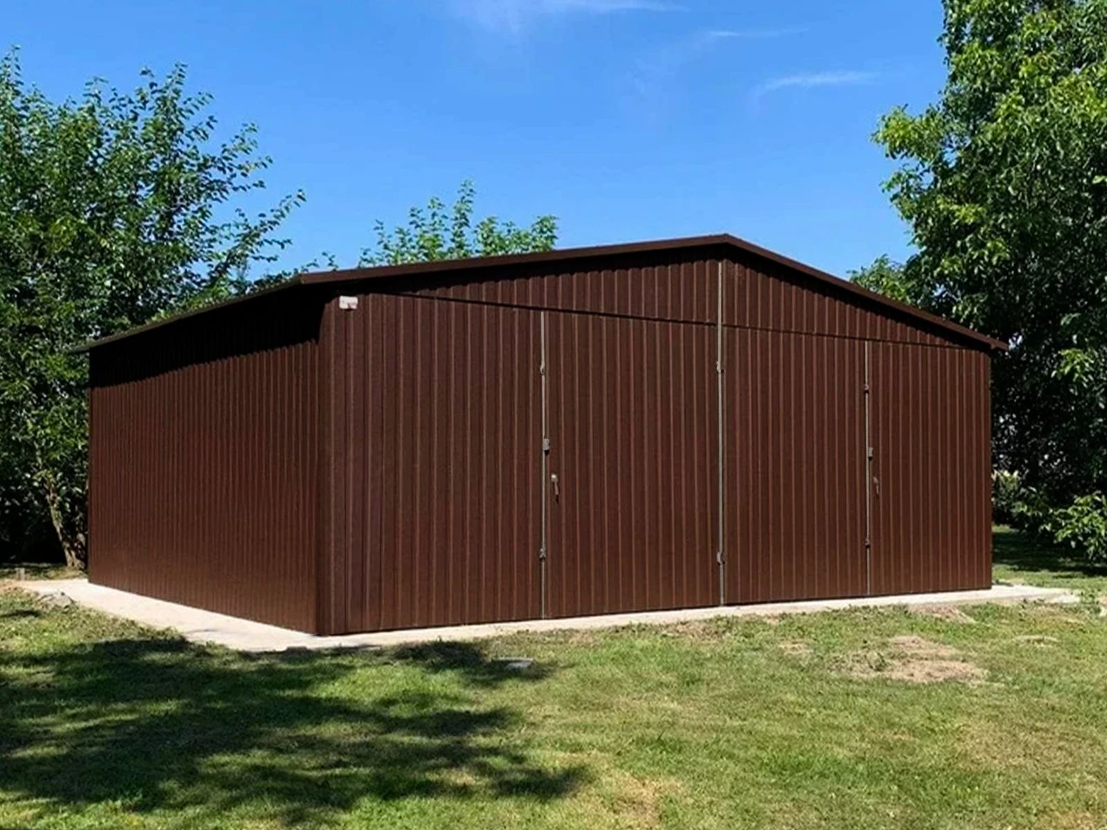Garaż blaszany dwustanowiskowy 6x5 m ciemny brąz - Dach dwuspadowy, Br