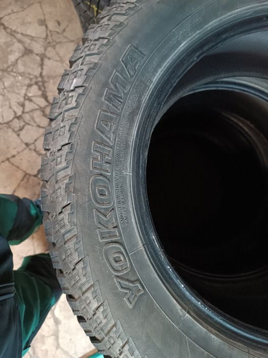 Opony Zimowe 265 60 R18 Yokohama