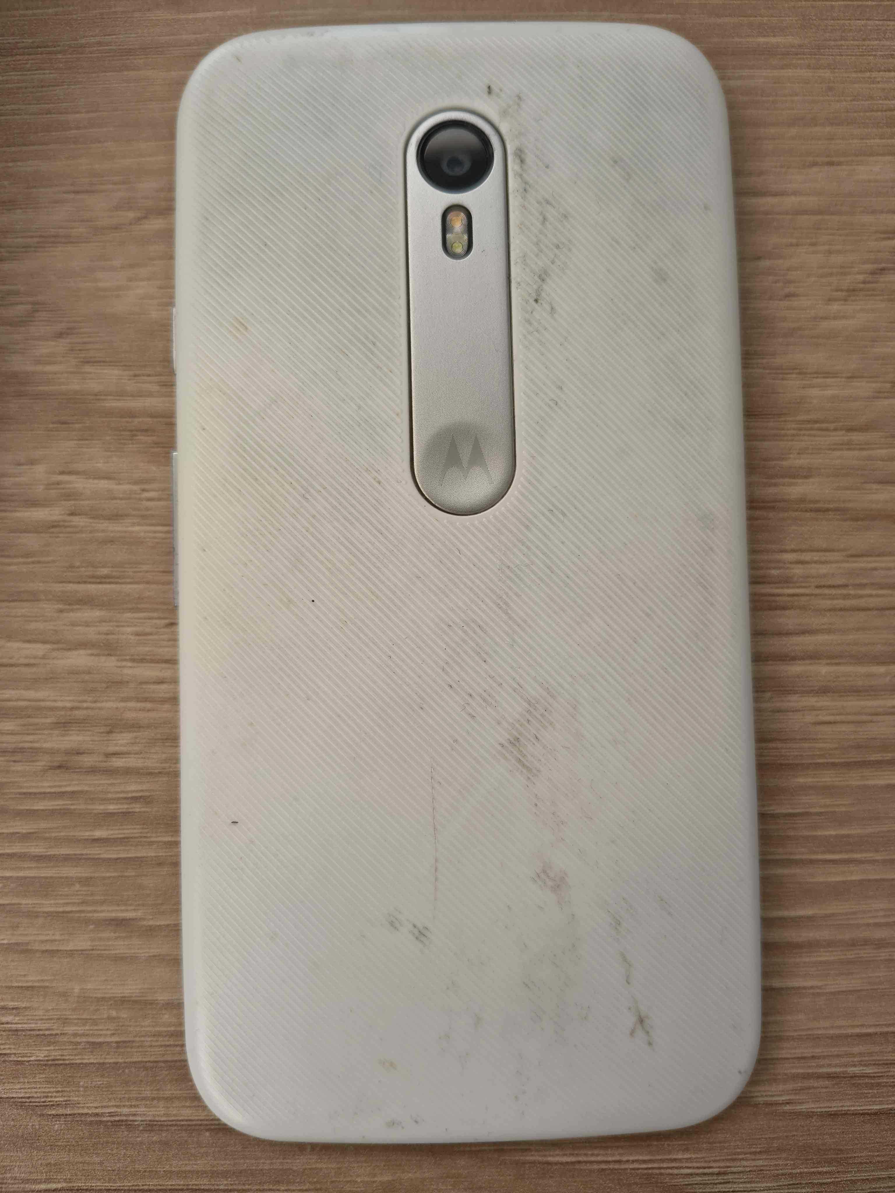 Smartfon Motorola Moto G3 (Model: XT1541) 8GB