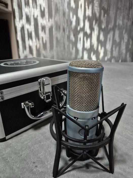 Студійний Конденсаторний Мікрофон AKG P220