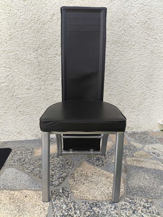 Mesa de Sala com 4 Cadeiras