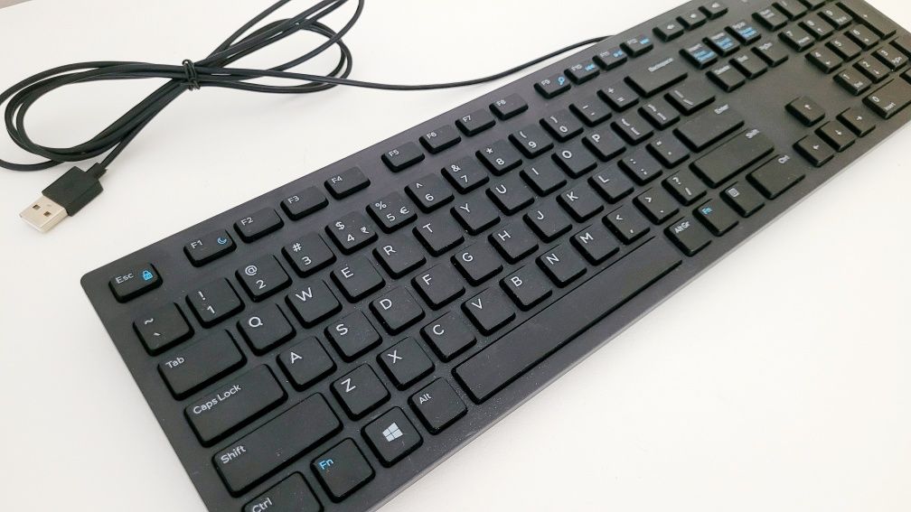 Klawiatura płaska czarna na USB Dell qwerty