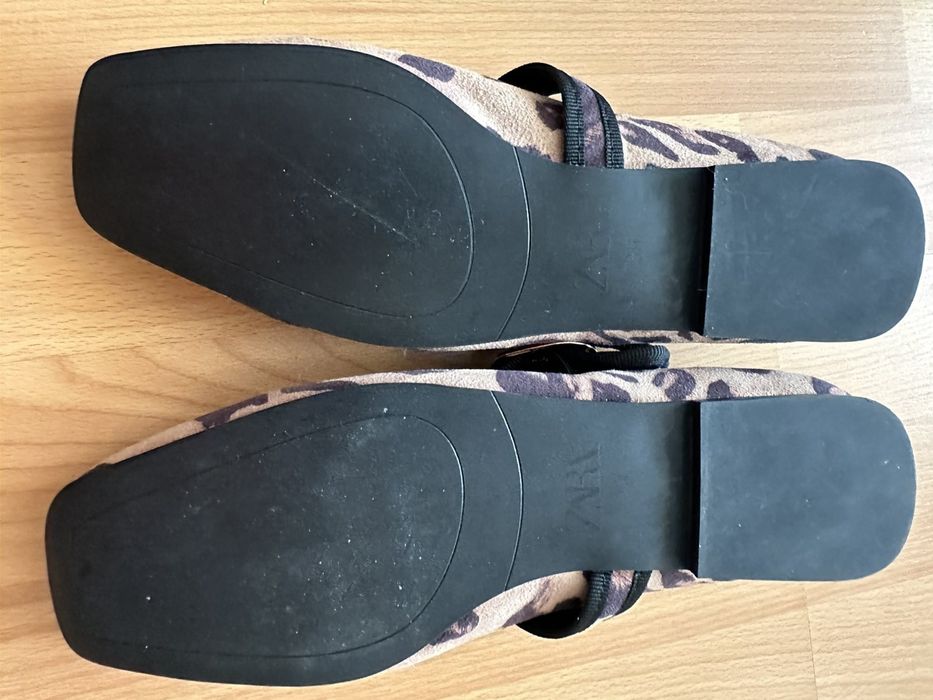 Балетки  Zara  з леопардовим принтом 36 розмір