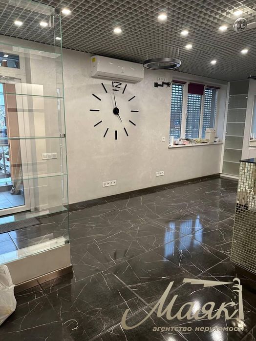 Аренда помещения с ремонтом 47м2 в ЖК Нивки Парк, пр.Берестейский 67