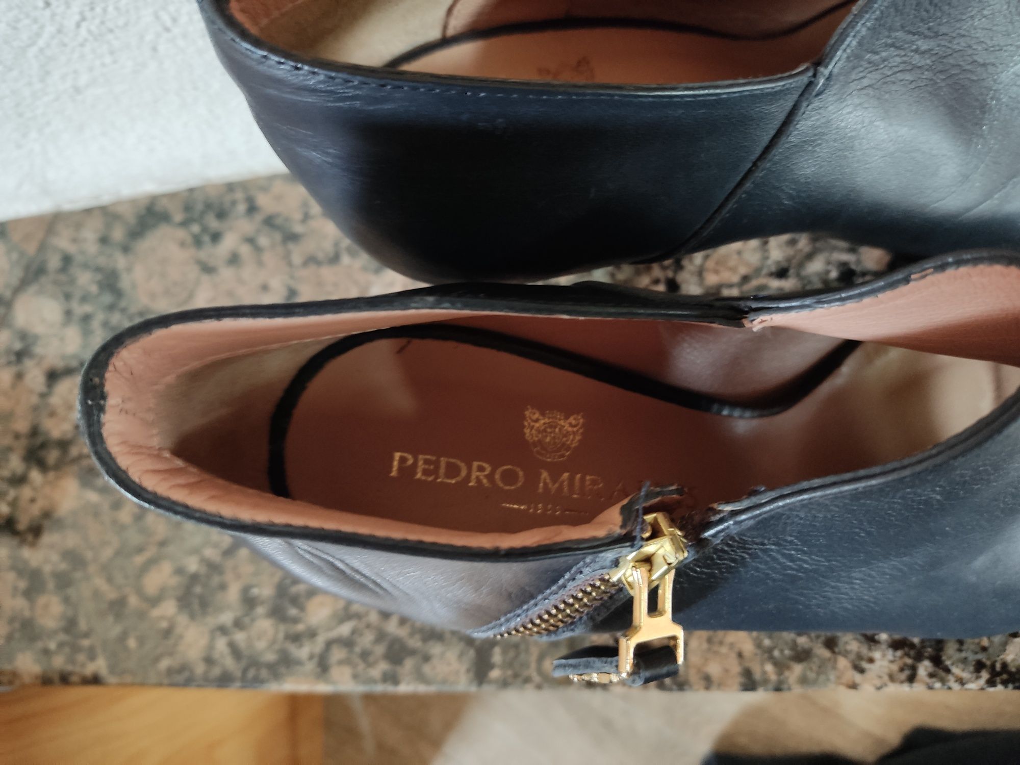 Buty Pedro Miralles 39, nowe