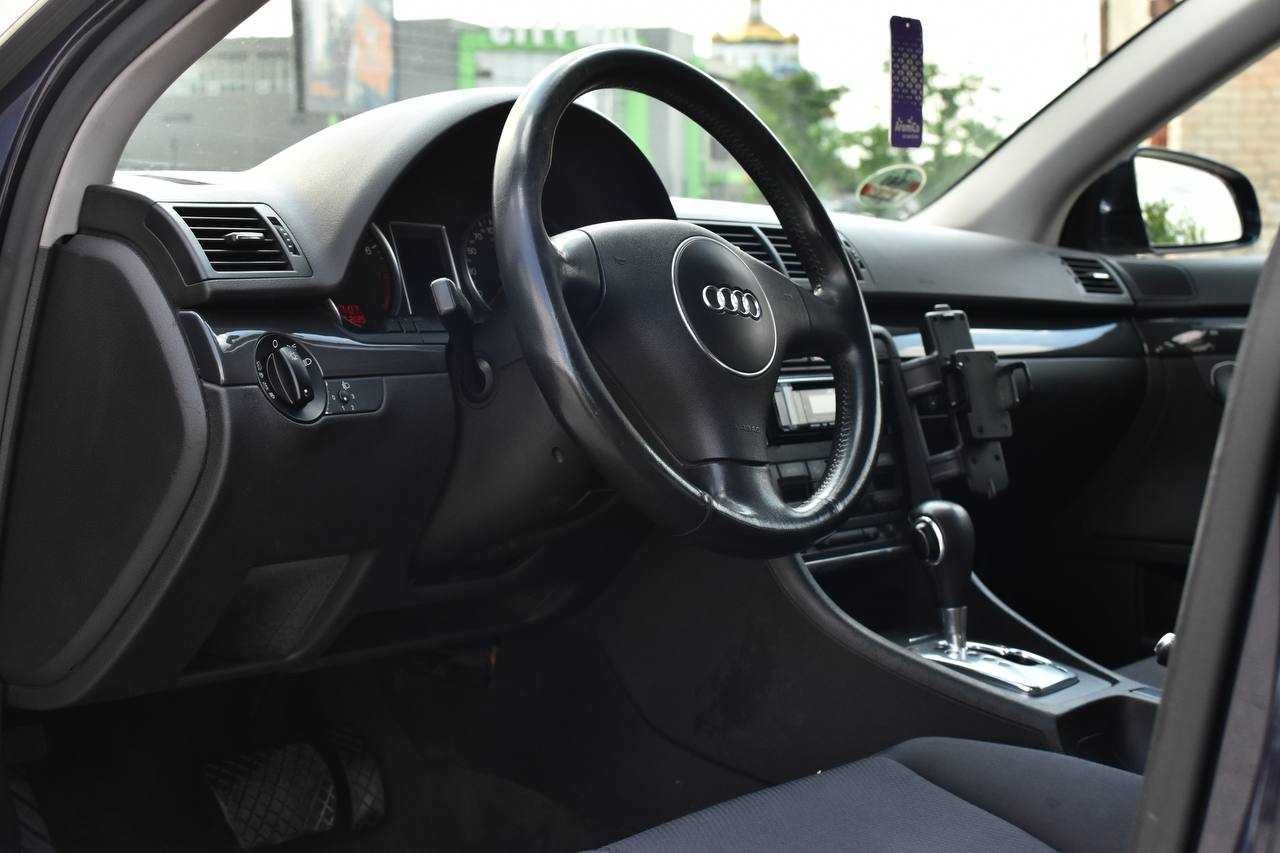 Audi a4 b6 2003 р. 2.0 MPI бензин (Перший внесок від 20%)