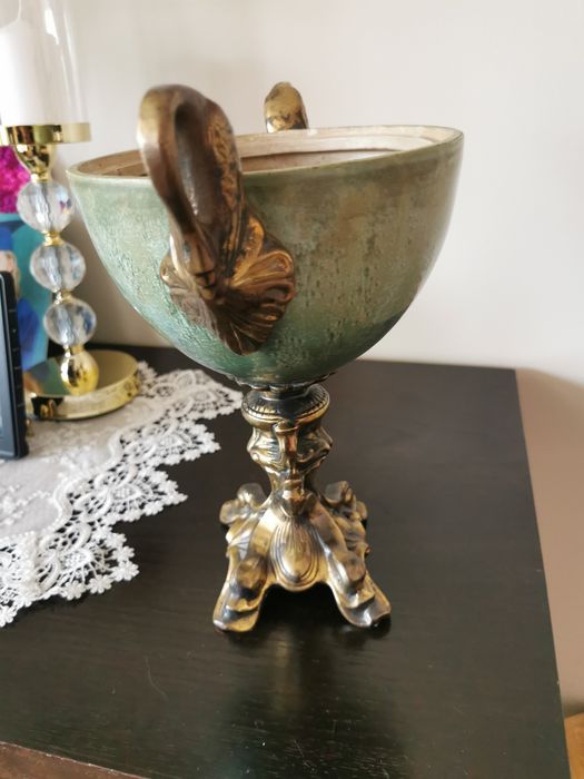 Zielona Żardiniera - patera okucia mosiężne wysokość 27 cm.