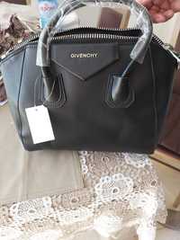 Elegancka torebka damska Givenchy