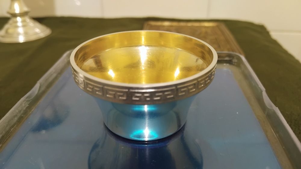 Солонка серебряная Антикварная