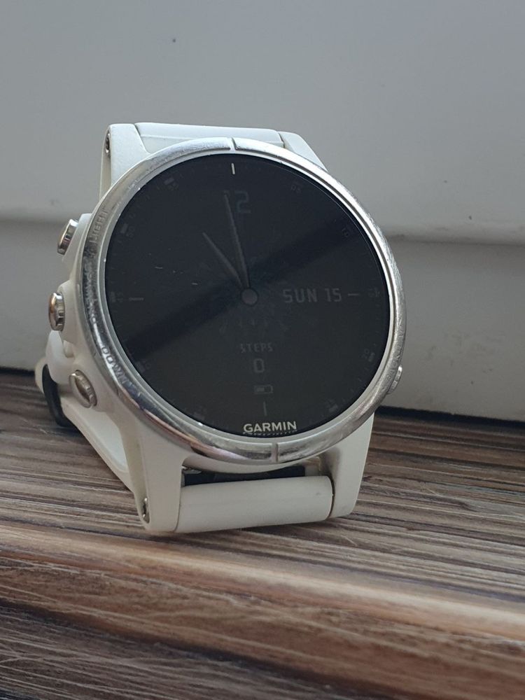 Garmin Fenix 5s plus Смарт годинник вживаний
