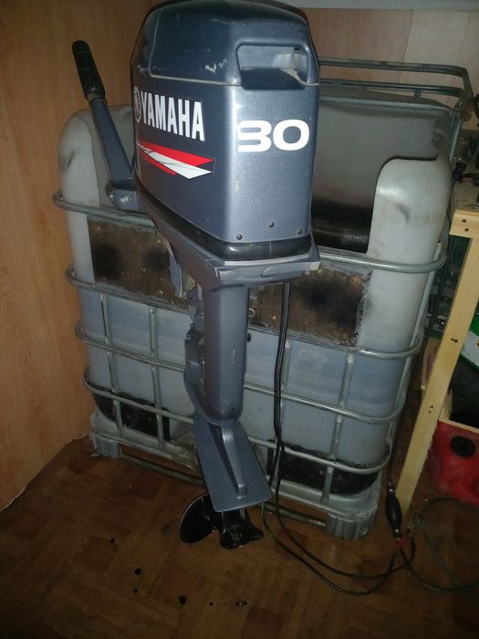 Продам лодочный мотор Ямаха 30