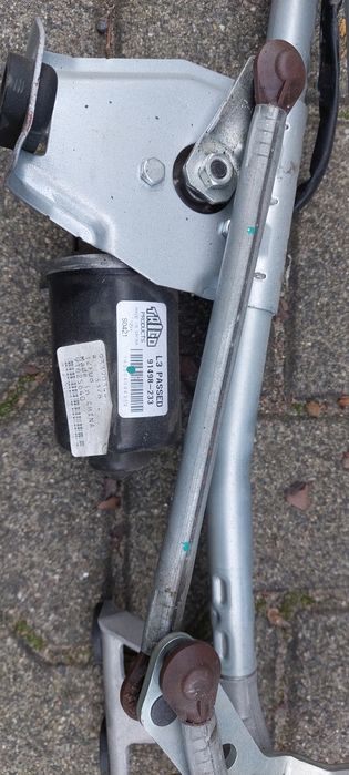 Silnik wycieraczek Meriva A