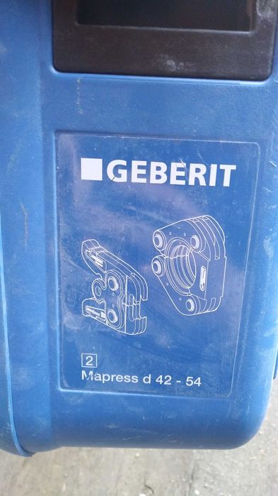 Opaski zaciskowe GEBERIT Mapress d42 i d54 ze szczękami ZB203A