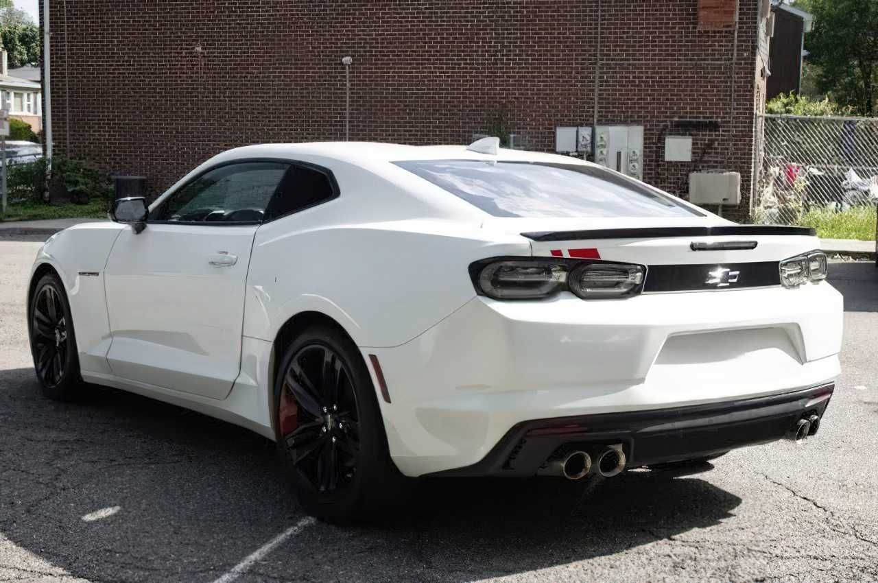 Chevrolet Camaro  2021