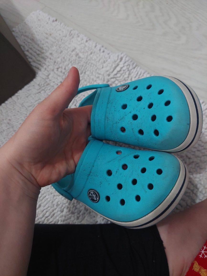 29/31 crocs c12/13