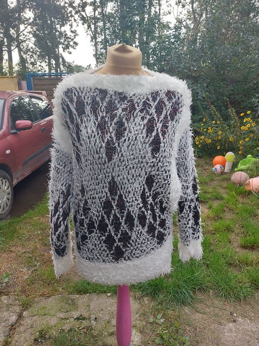 Sweter damski rozmiar L/M zimowy