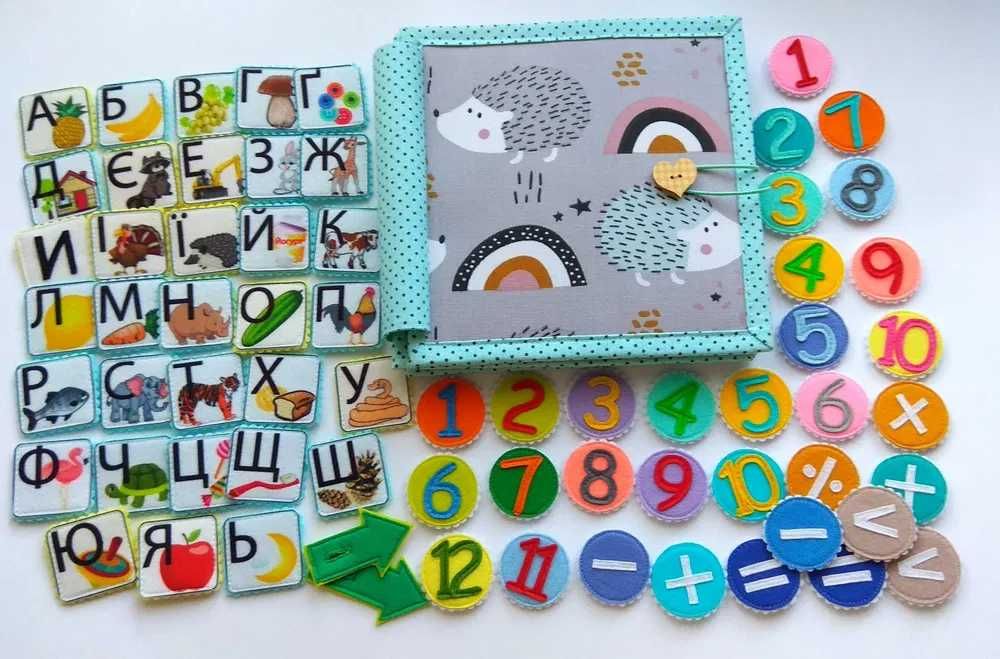 Абетка та Матиматика. Розвиваюча книга для дітей.