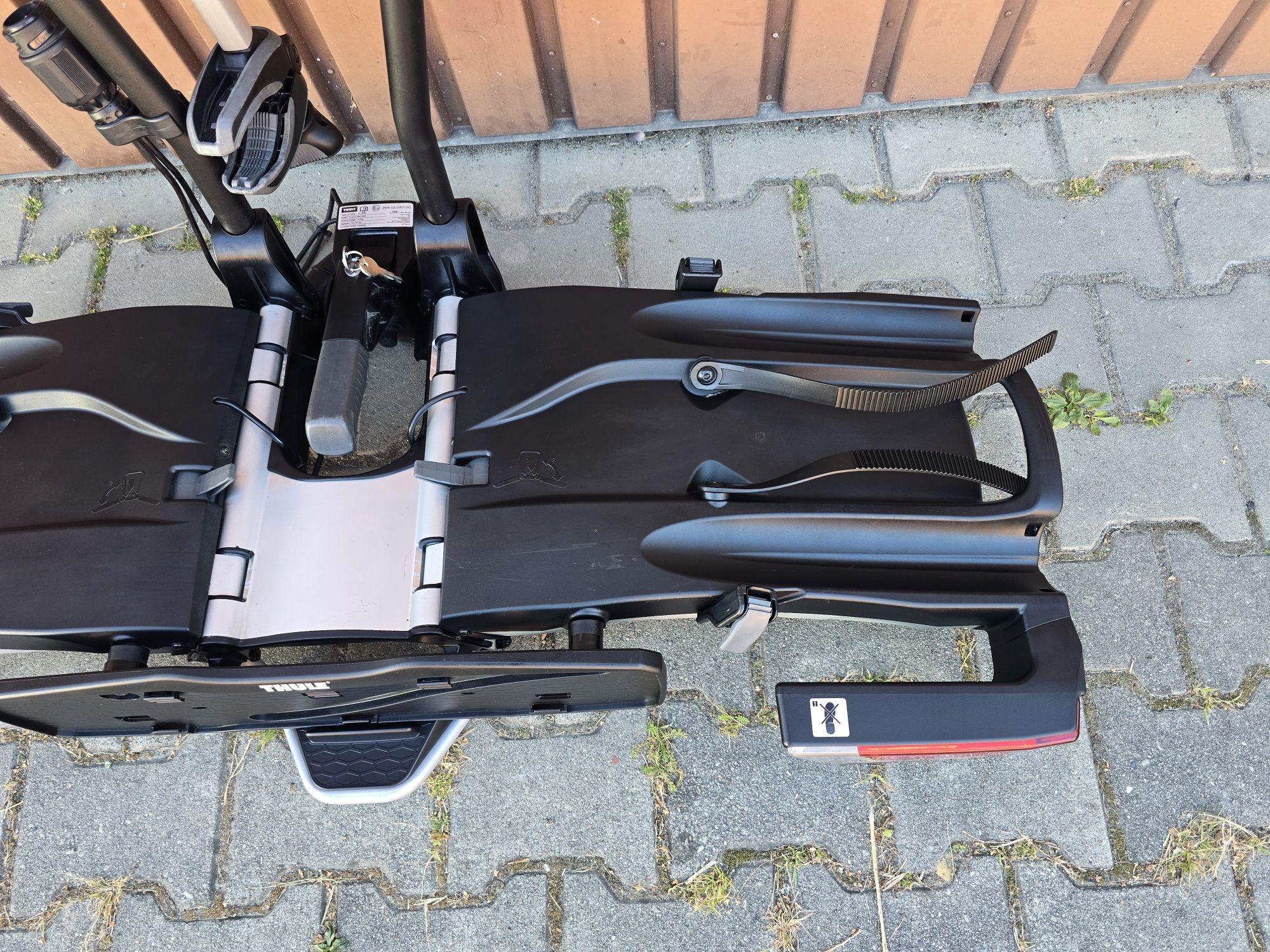 Bagażnik rowerowy na hak THULE Easyfold 931 rowery 2 platforma