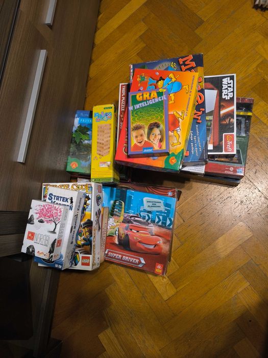 Sprzedam zestaw 17 planszówek/gier dla dzieci
