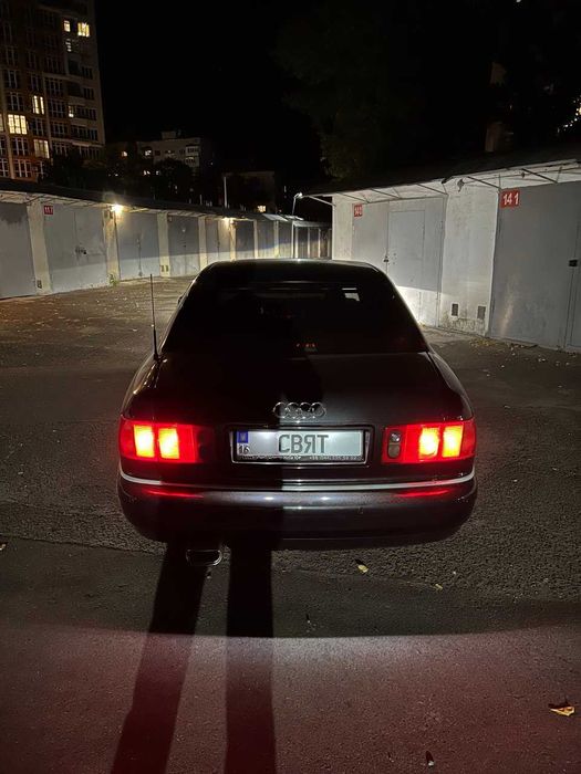 Audi A8 2001 Long, 4.2. AUW, 310 Л.С. Quattro