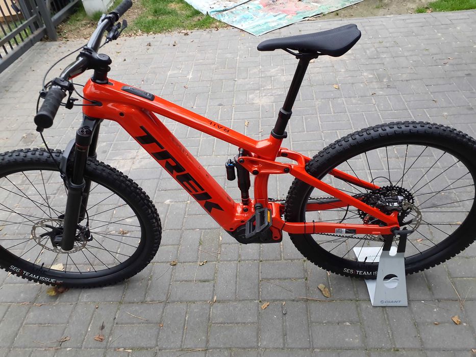 Rower elektryczny Trek Rail 9.8 XT generacja 4 2024 Nowy