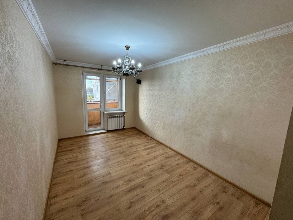 Продається 3х кімнатна квартира 61м² р-н 14 школи. Автономне опалення