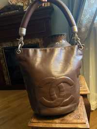 Кожаная  винтажная  сумка в стиле Chanel