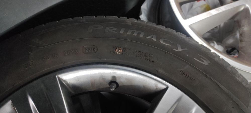 Диски з резиною R17 Renault Coleos