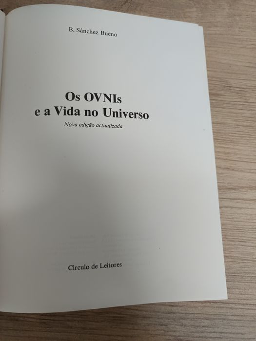 Livro "Os OVNIs e a vida no Universo"B.Sanchez Bueno.1981