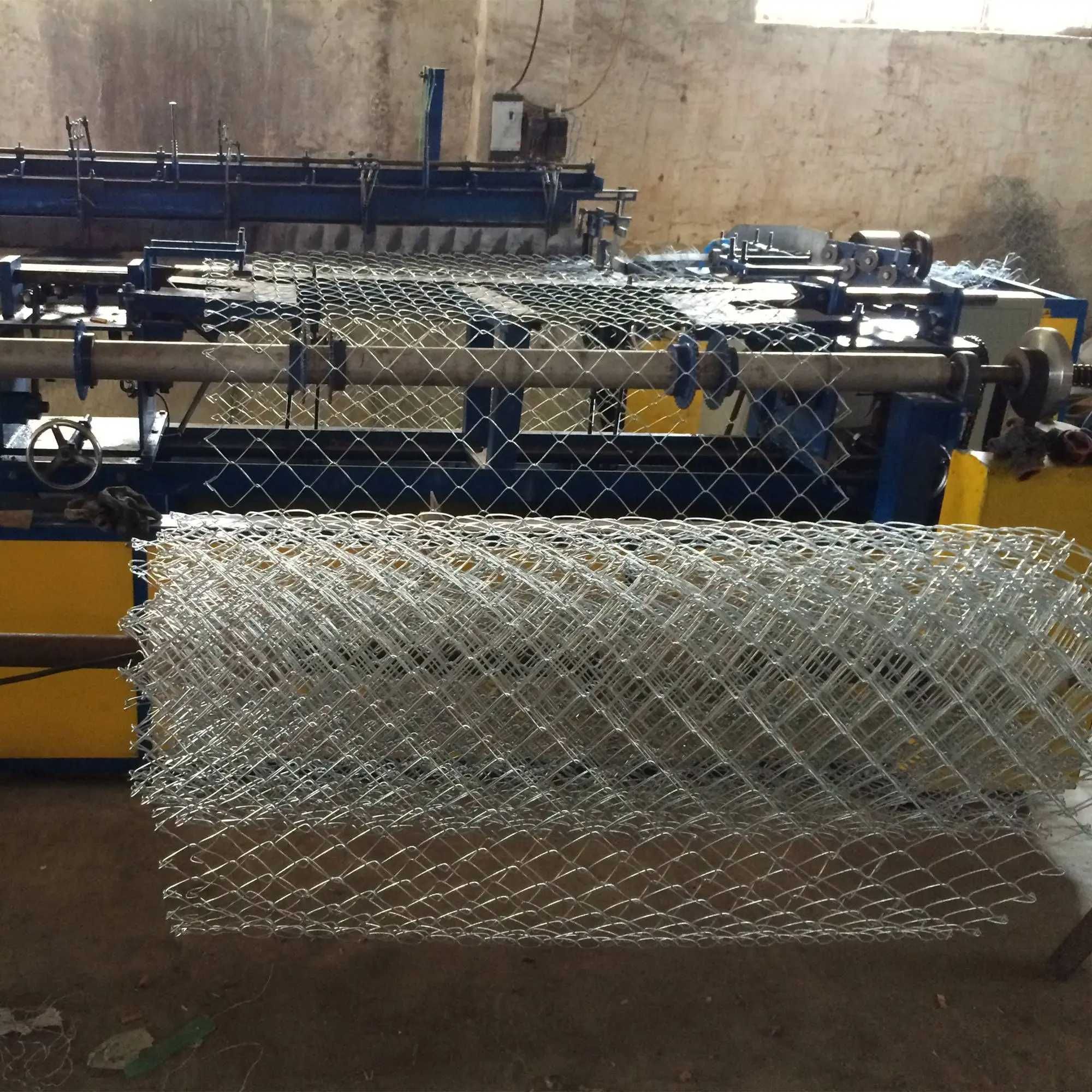 Siatka ogrodzeniowa ocynk+pcv  MOCNA 1.5m 15 zł mb Ocynk 3mm 21 zł mb