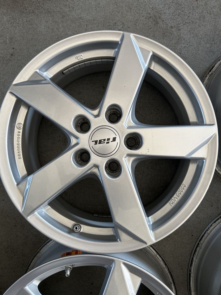Felgi ford 16’ czujniki