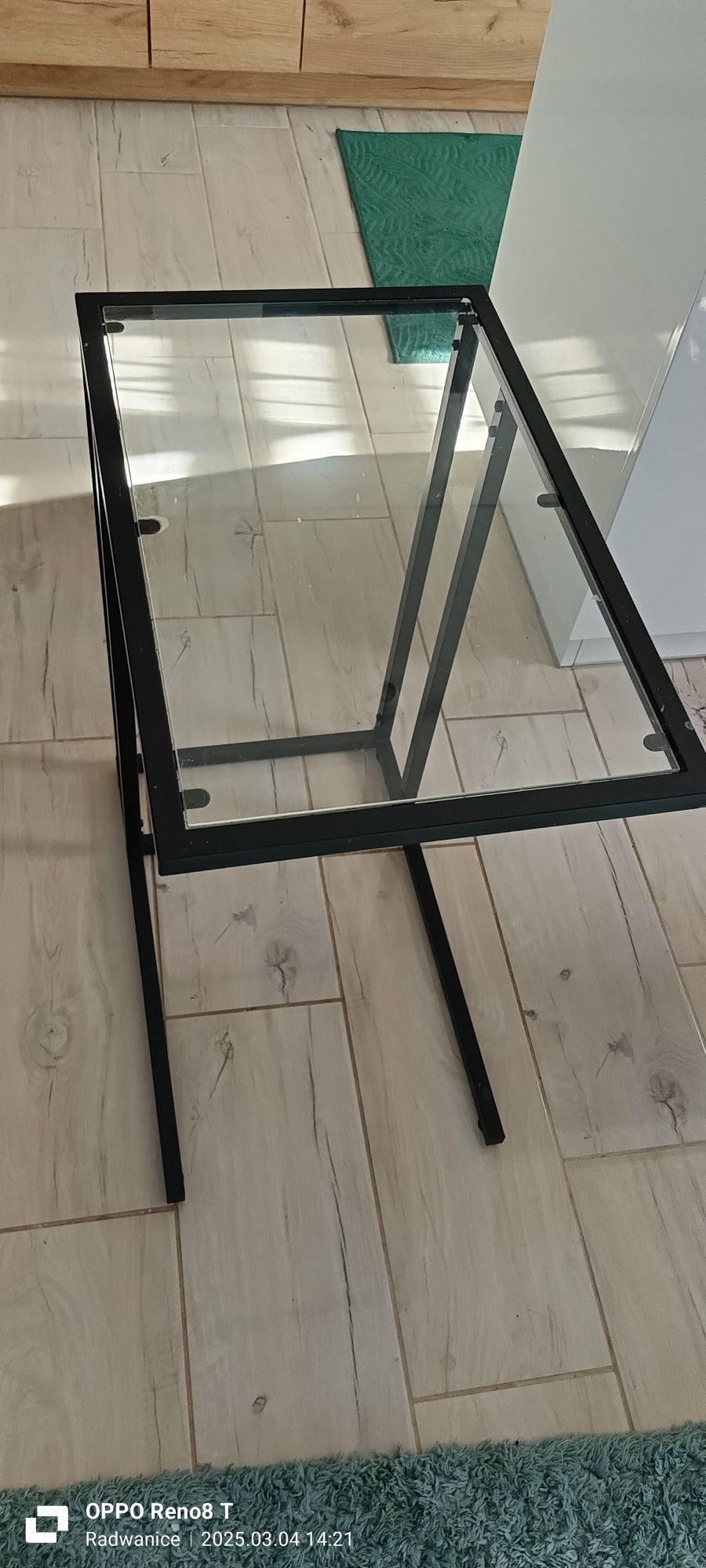 Stolik pod laptopa ikea