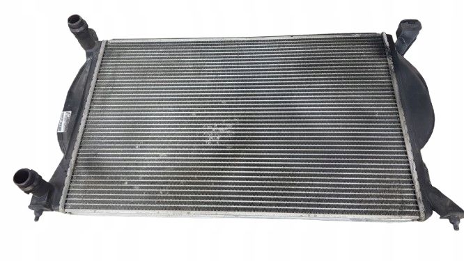 Audi A4 B6 1.9 Tdi chłodnica Wody