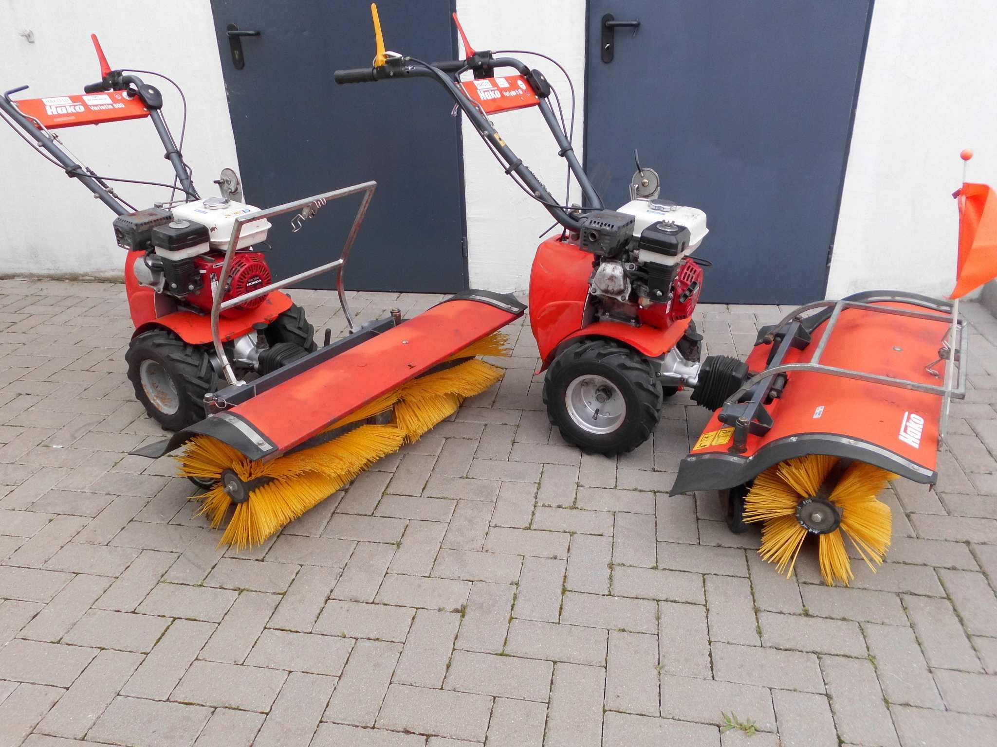 Profesjonalna zamiatarka spalinowa Hako  Honda  5,5 HP -100 cm