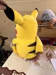 Nowa maskotka pikachu do szczytu glowy jest 50 cm