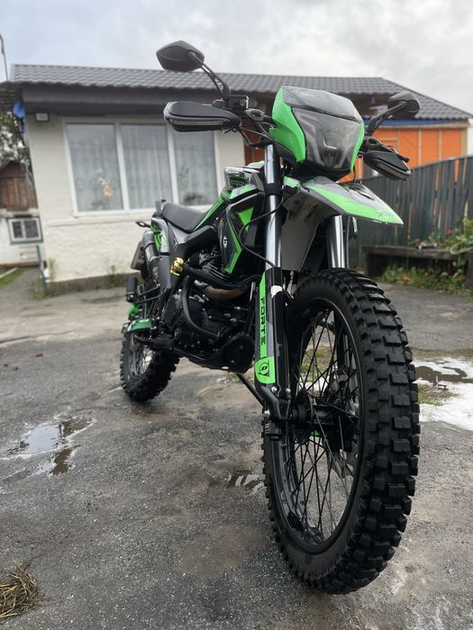 Продам Forte FT300GY-C5D