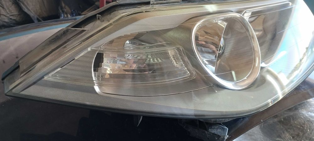 Farol lado Direito Renault Megane 2007