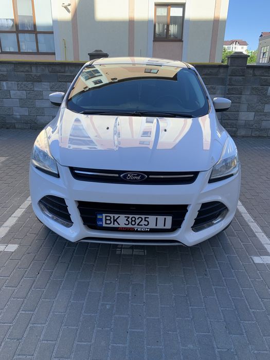 Продам Ford escape 2015 року
