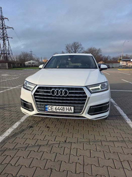 Автомобіль Audi q7 Premium