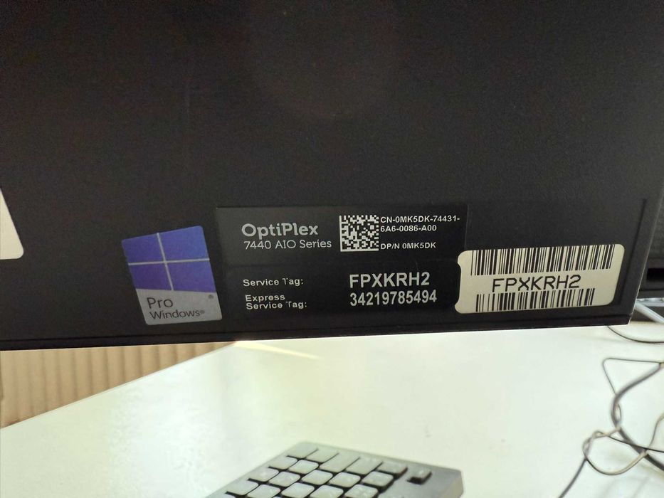 Dell OptiPlex 7440 All-In-One 24"