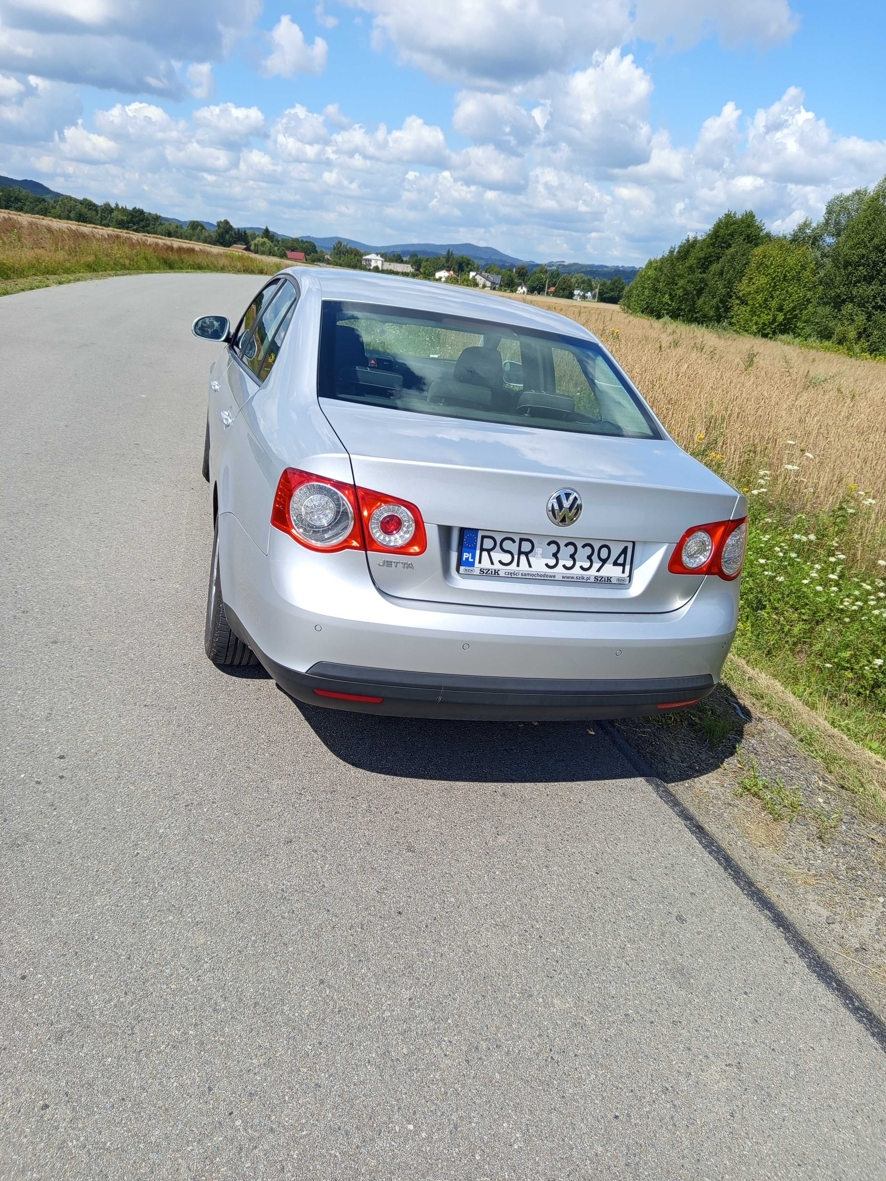 Volkswagen Jetta 16 MPI +  gaz